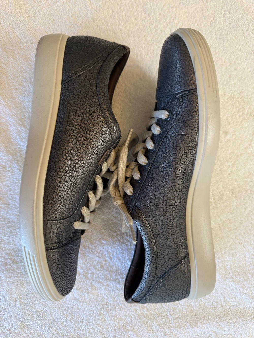 ECCO Soft 7 Women's Leather Sneaker, Black Stone Metallic - Picture 3 of 8